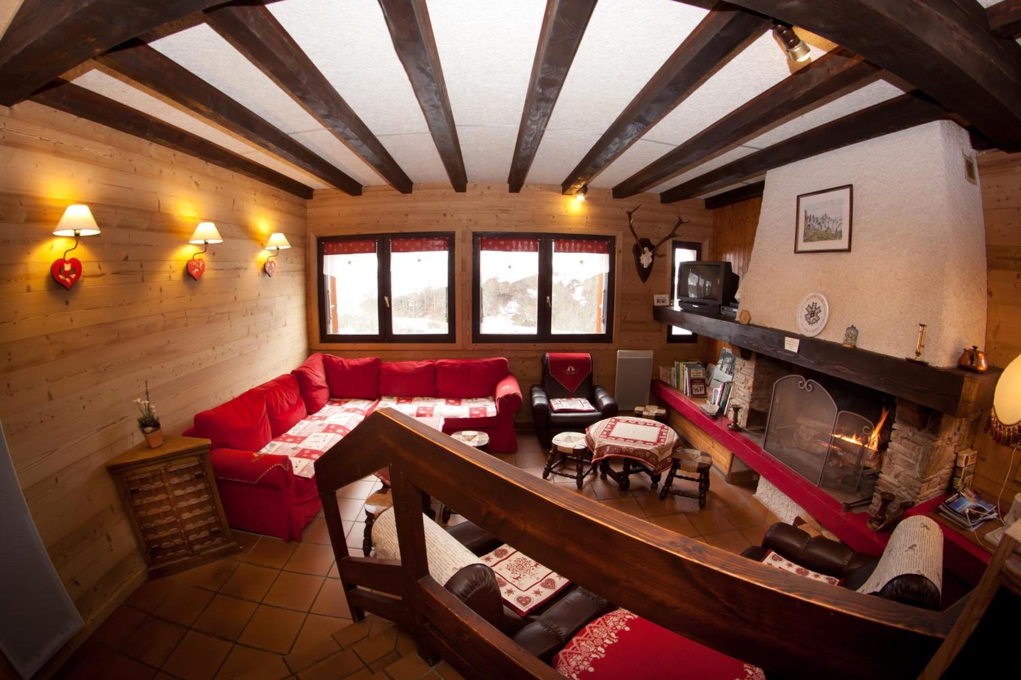 Hotel Le Sapin Fleuri Bourg-dʼOueil Eksteriør billede